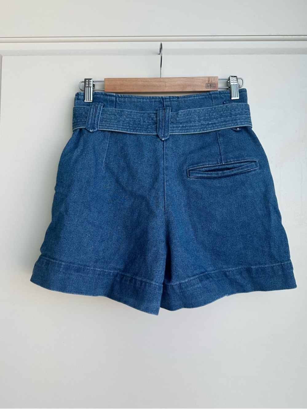 Sézane Rome Shorts Size 36 Pleated Belted - Picture 3 of 7